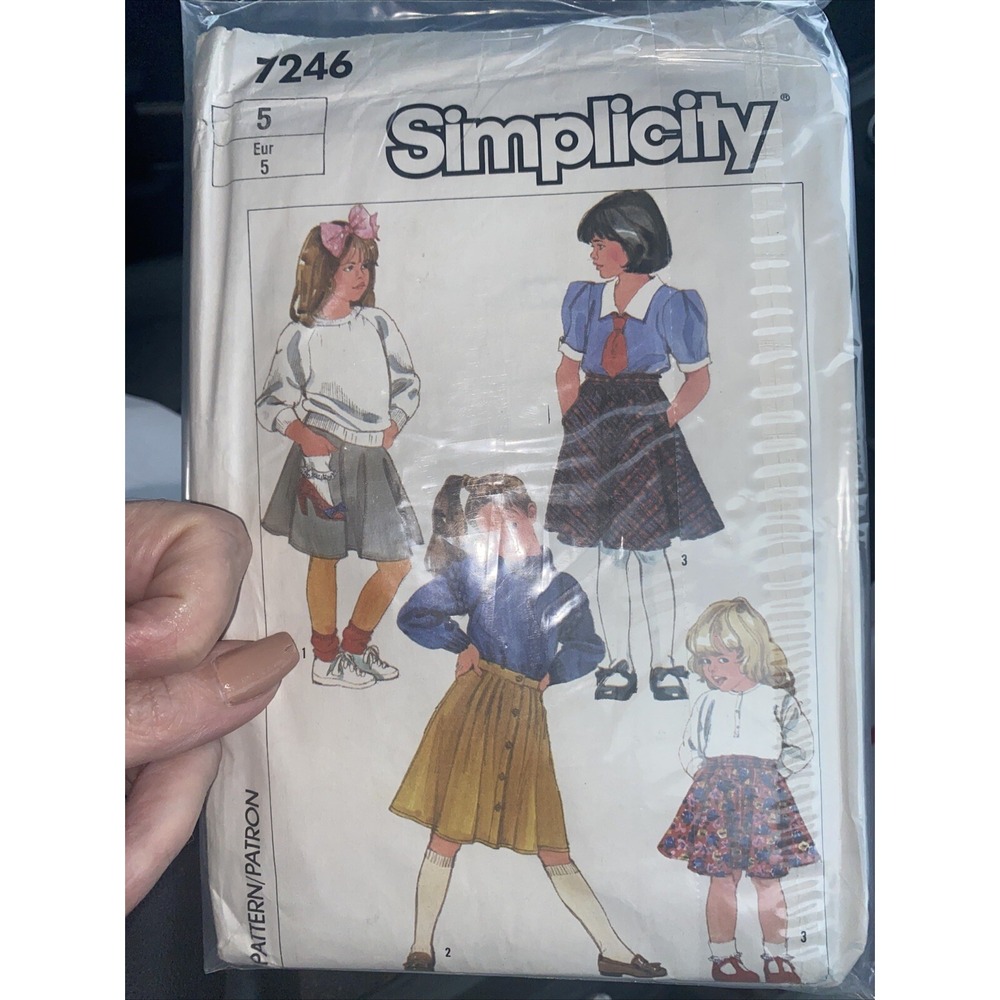Vintage 1985 Simplicity 7246 Girls Skirt Sewing Pattern Size 5 Uncut Flair